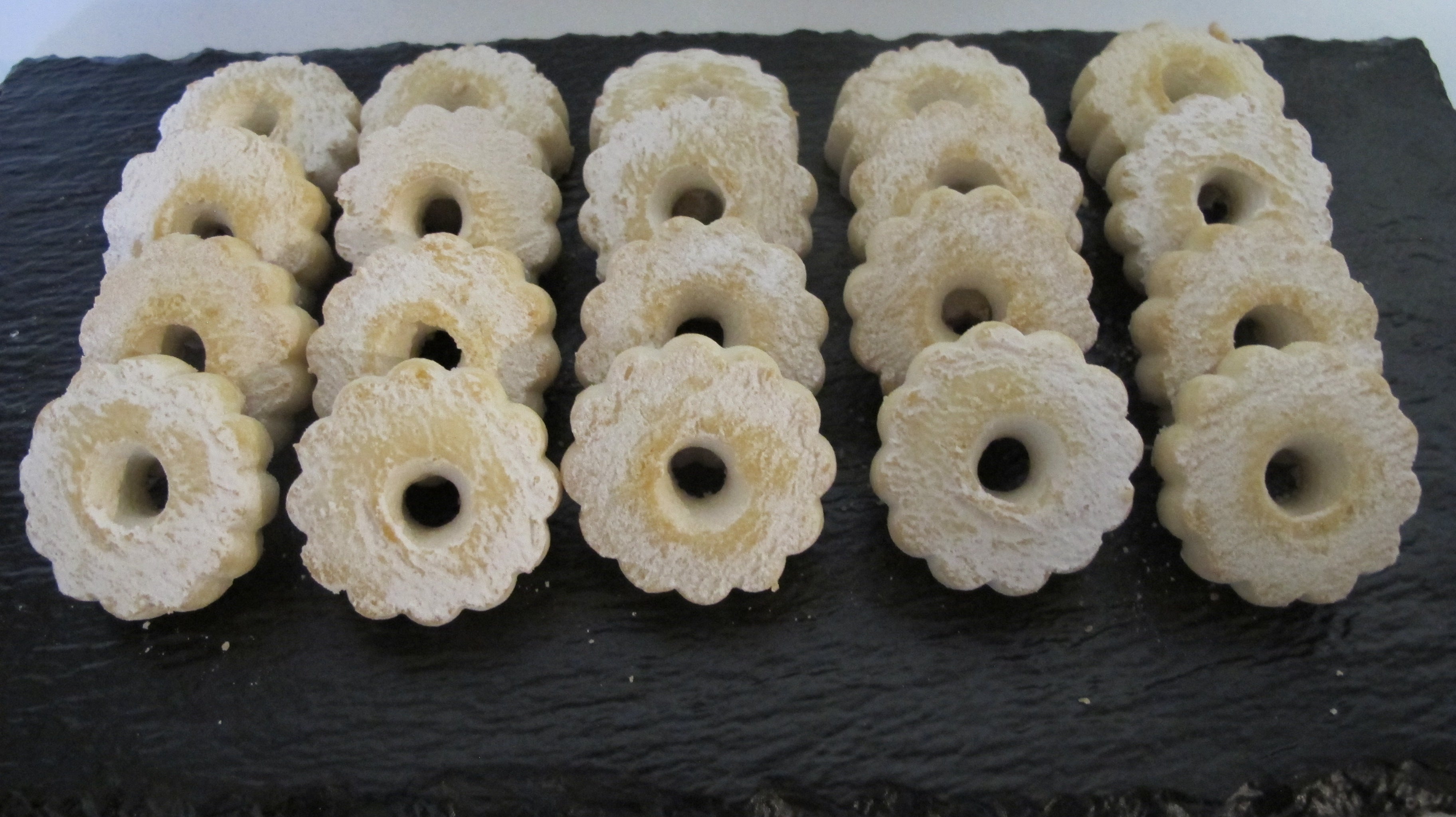 Biscotti artigianali "I BUCANEVE" 200 gr