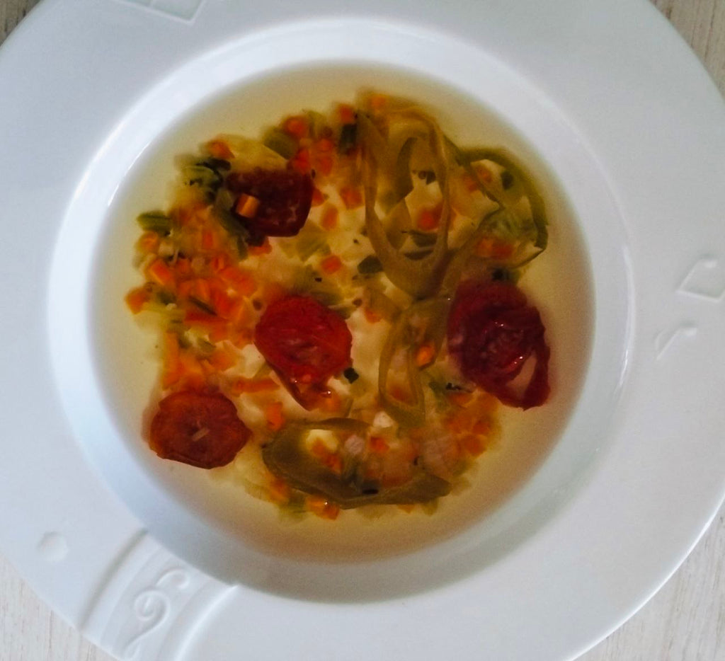 Brodo vegetale naturale BRODOVIVO con verdure essiccate in filtro monodose.