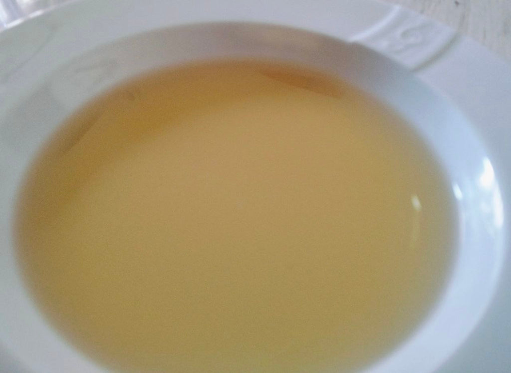 Brodo vegetale naturale BRODOVIVO con verdure essiccate in filtro monodose.